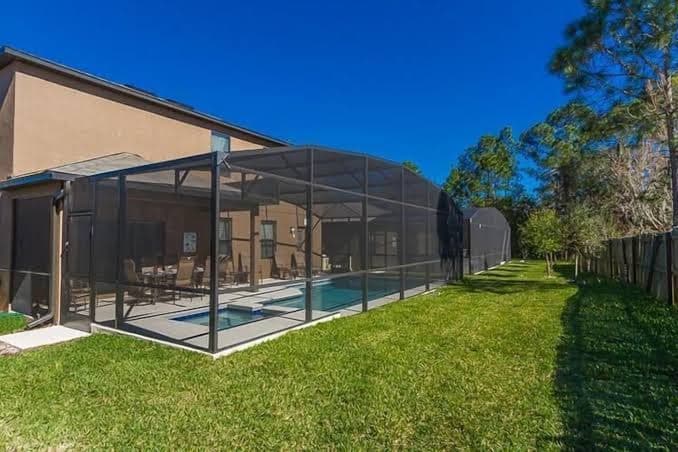 Fantastic Cypress Pointe Vacation Home, Hotel in Loughman