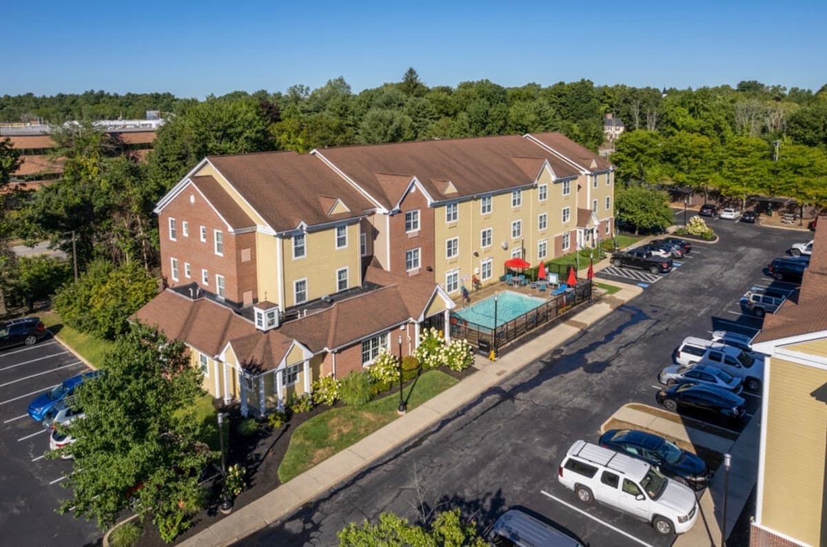 Residences at International Place, Aparthotel in Tewksbury