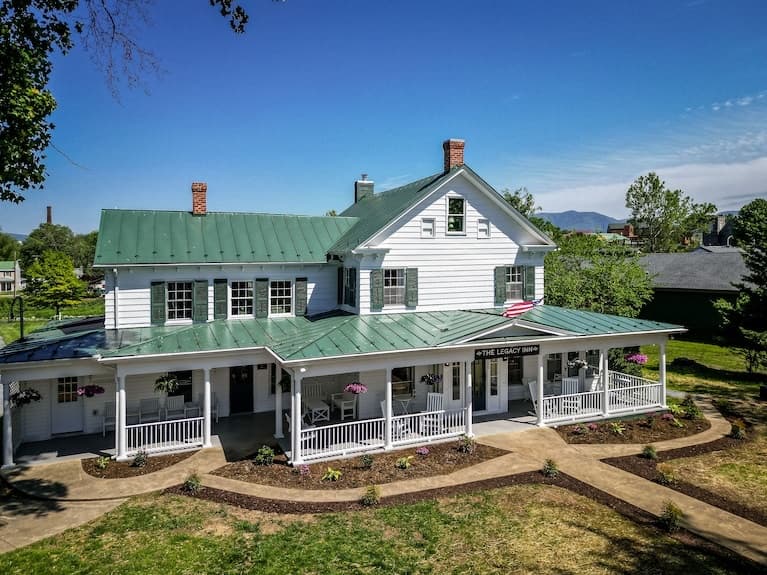 The Legacy Inn, Hotel in Luray