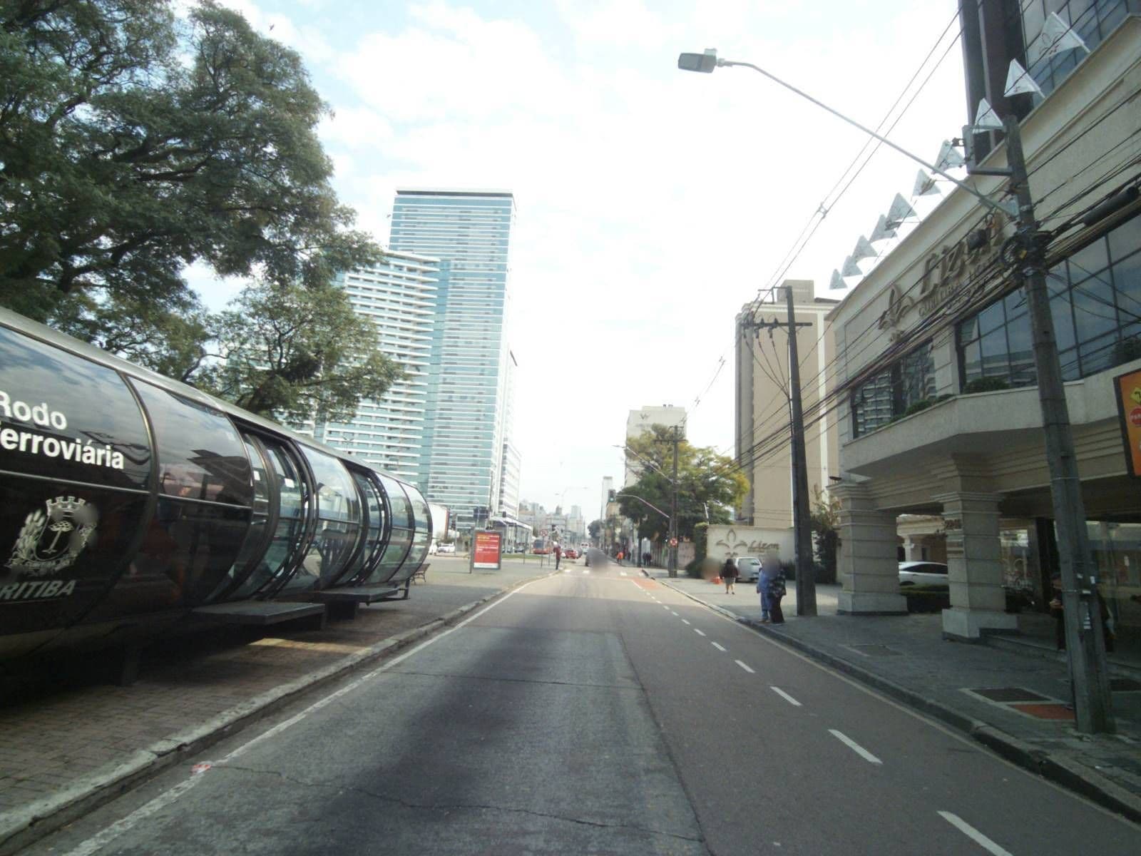 Street view near Lizon Curitiba Hotel, Curitiba — © projevias (CC BY-SA · Mapillary)