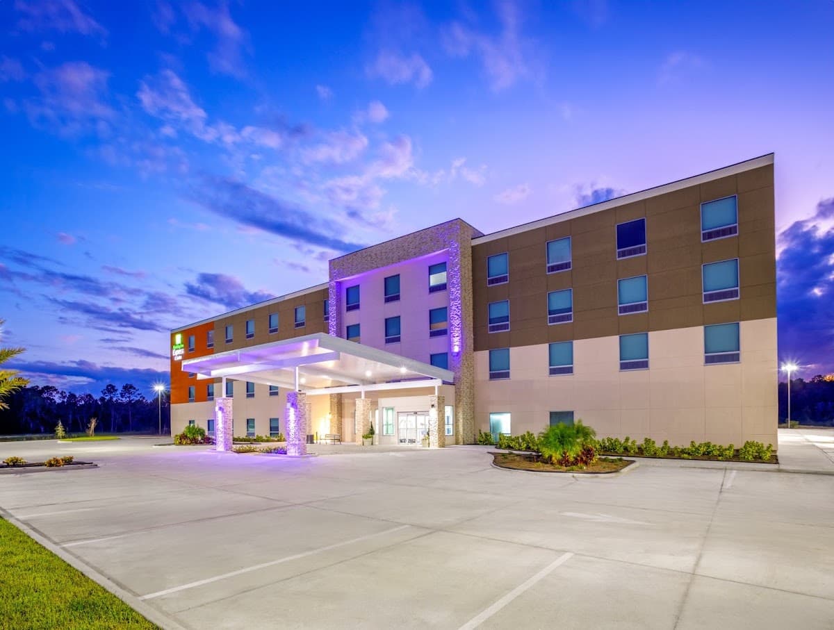 Holiday Inn Express & Suites Jacksonville - MacClenny I-10 by IHG, Hotel in Macclenny