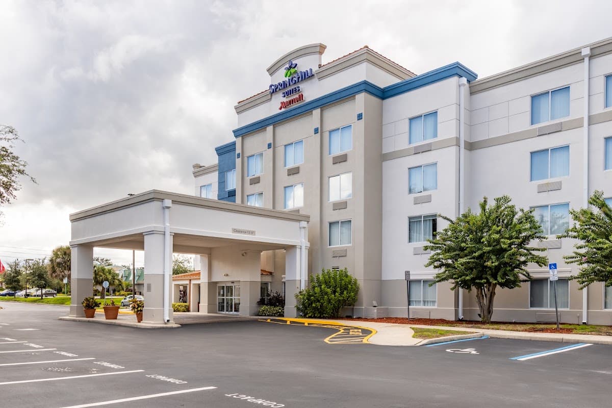 Great American Hotel Group, Hotel in Madbury