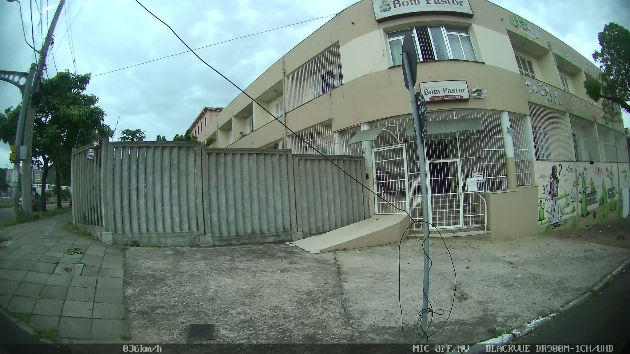 Street view near Pensionato Bom Pastor, Porto Alegre — © kaart_1 (CC BY-SA · Mapillary)