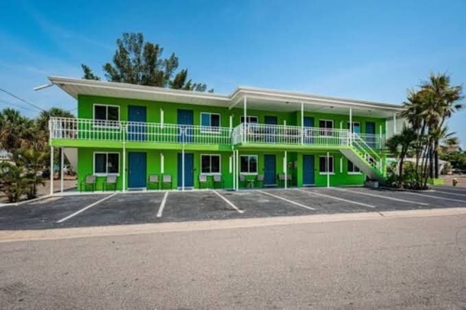 The Beach House - Treasure Island, Hotel in Treasure Island