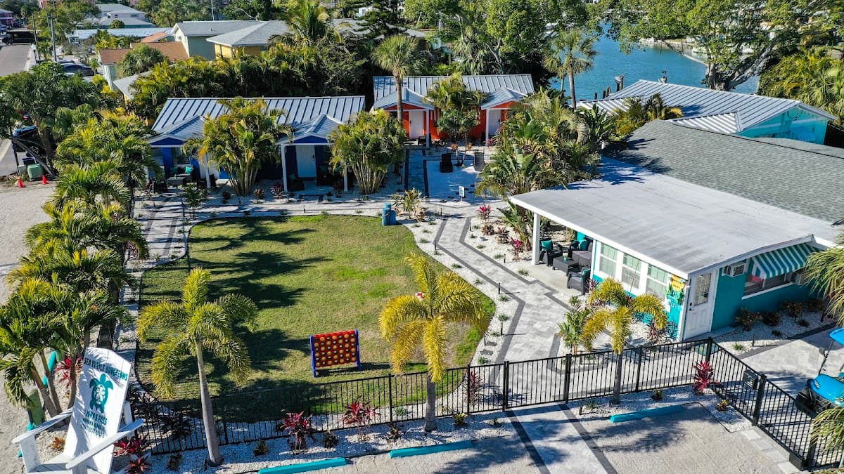 Sea Turtle Bungalows, Motel in Madeira Beach