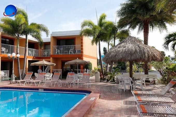 Satellite Motel - Changes in Attitude 112, Motel in Treasure Island