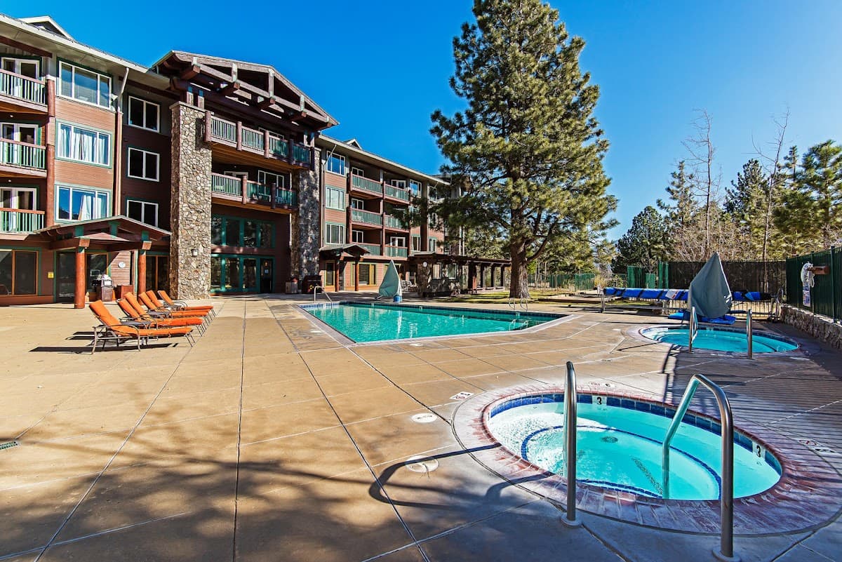 Grand Mammoth Resorts, Resort in Mammoth Lakes