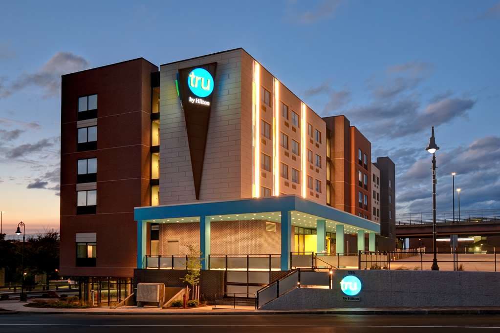 Tru by Hilton Manchester Downtown, Hotel in Manchester