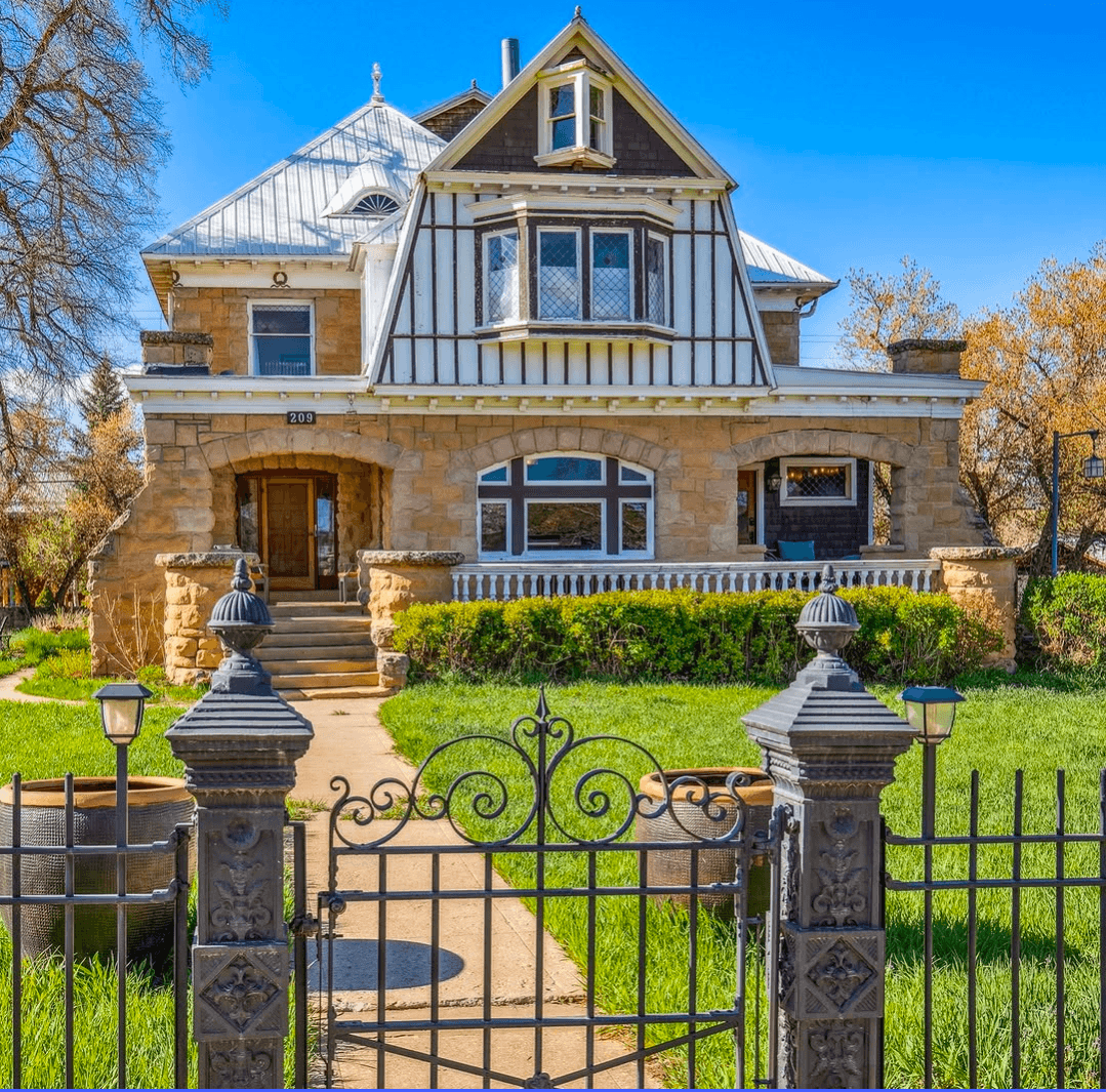Wrightsman House, Bed & Breakfast in Mancos