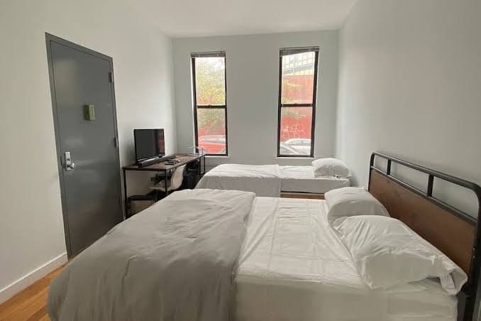 room in brooklyn, Hotel in Ridgewood