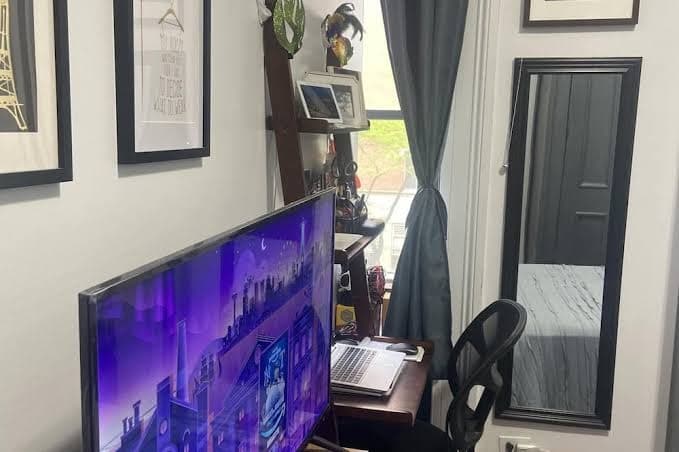 1 bedroom in a 3 bedroom shared apartment., Hotel in Gramercy Park