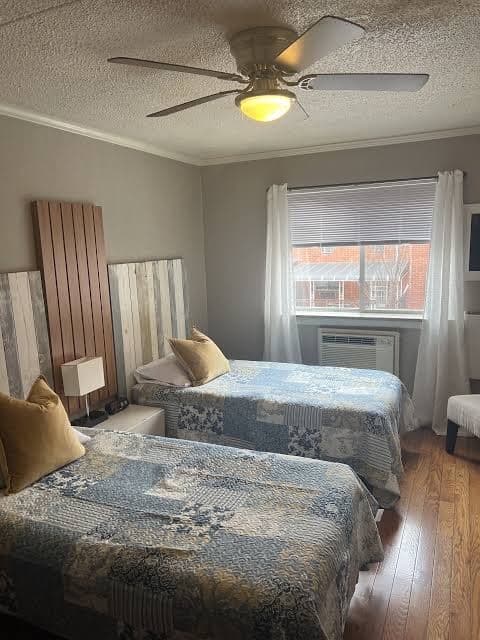 2 bedroom apartment with balcony, Hotel in Harlem