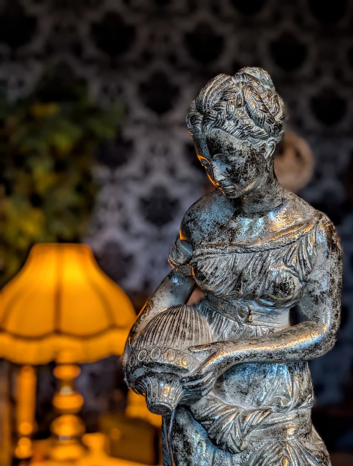 Dead by Dawn Dead & Breakfast, Bed & Breakfast in Manitowoc