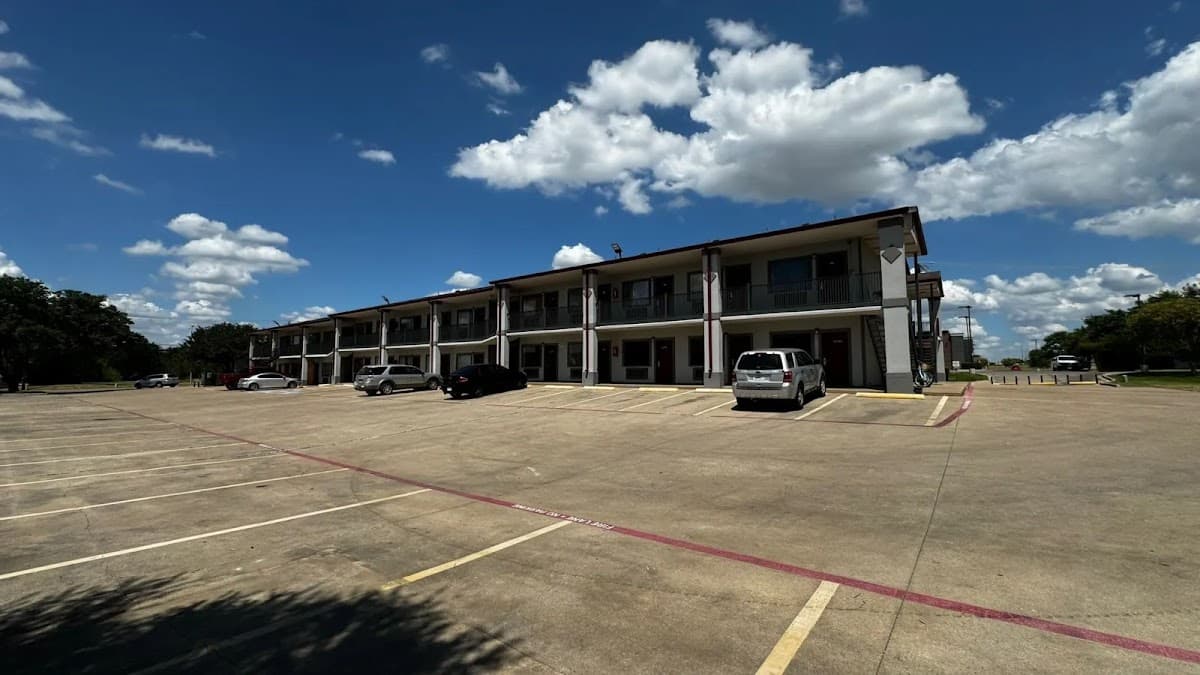 Courtesy Stay, Hotel in Mansfield