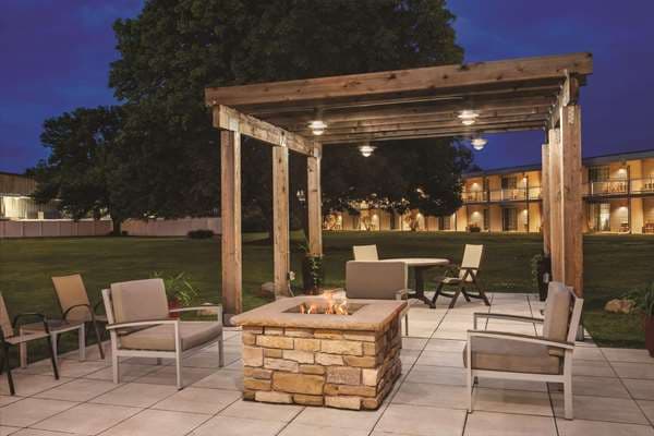 Country Inn & Suites by Radisson, Woodbury, MN, Hotel in Maplewood