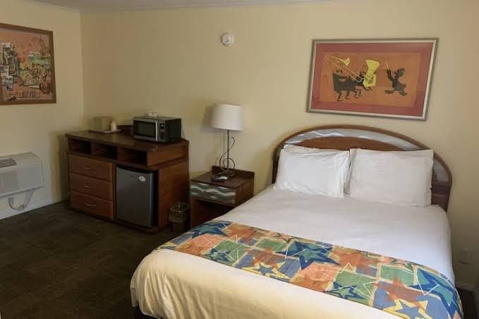 All Start Queen Room at Hotel Marceline, Hotel in Marceline