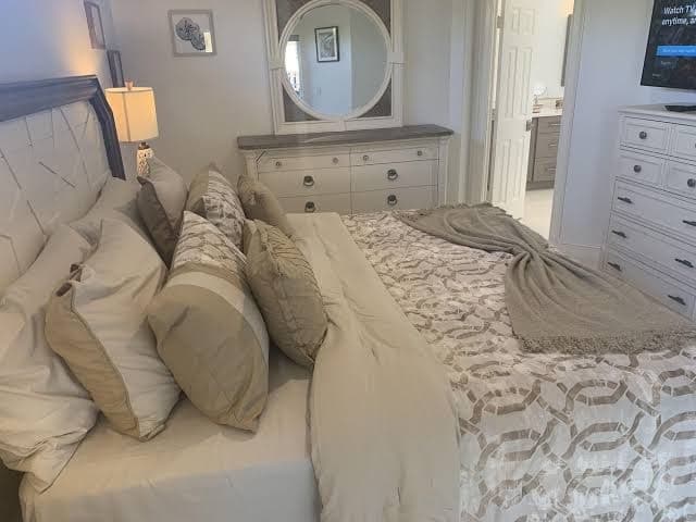 AAA - MARCO ISLAND LUXURY HOME, WALK TO THE BEACH., Hotel in Marco Island
