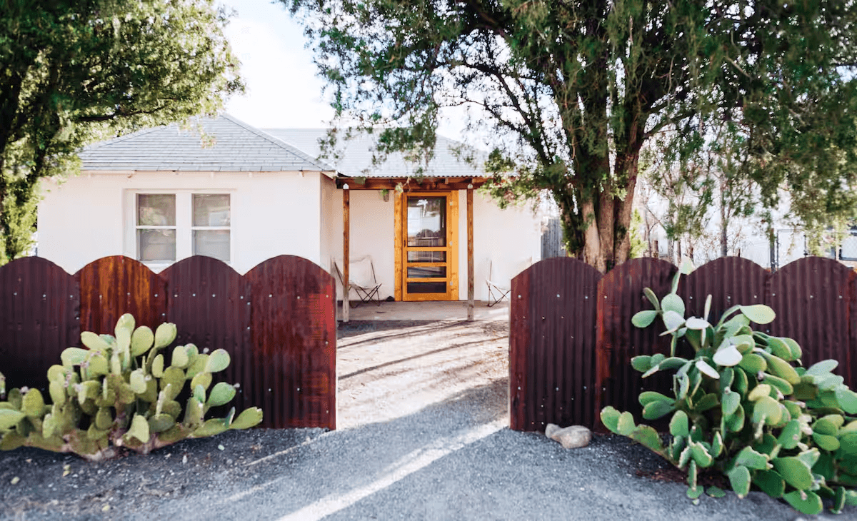 Juniper Moon House, Hotel in Marfa