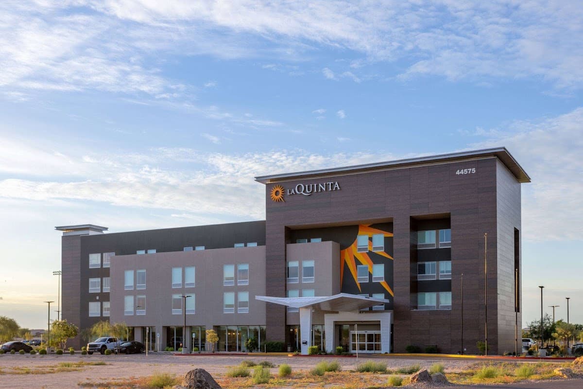 La Quinta Inn & Suites by Wyndham Maricopa - Copper Sky, Hotel in Maricopa