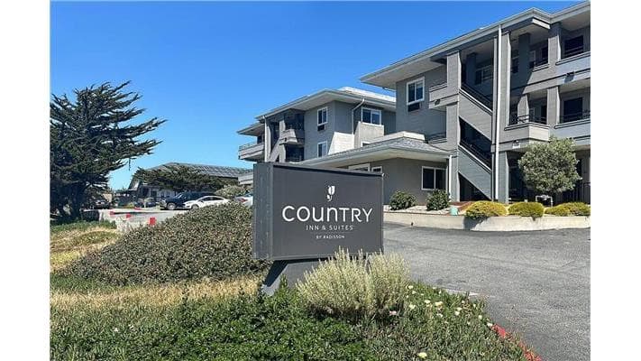Country Inn & Suites by Radisson, Monterey Beachfront-Marina, CA, Hotel in Marina