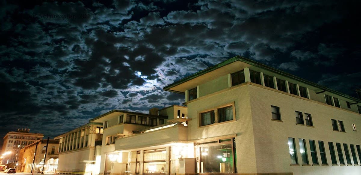 The Historic Park Inn Hotel, Hotel in Mason City