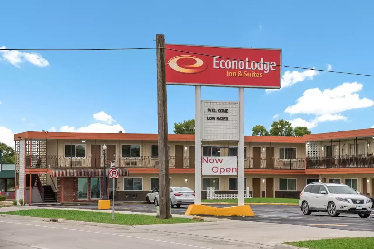 Econo Lodge Inn & Suites Mason City - Clear Lake, Hotel in Mason City