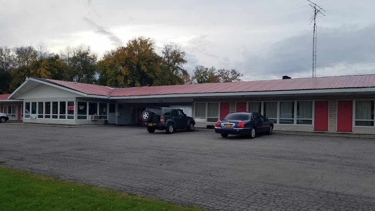 Bob's Motel, Motel in Massena