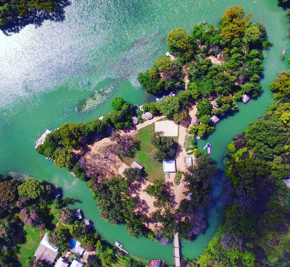 Son's Island, Resort in McQueeney