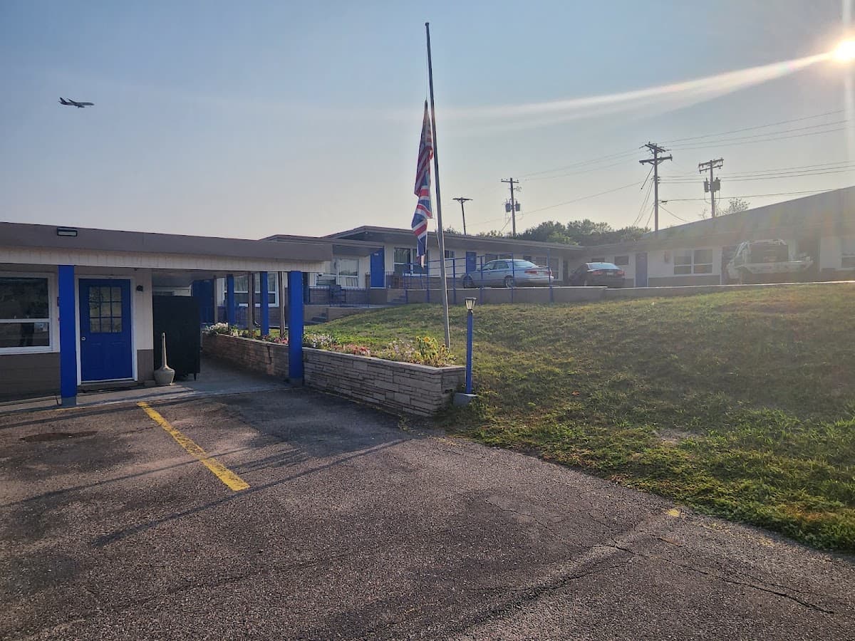 Budget Inn and Suites, Hotel in Mendota Heights