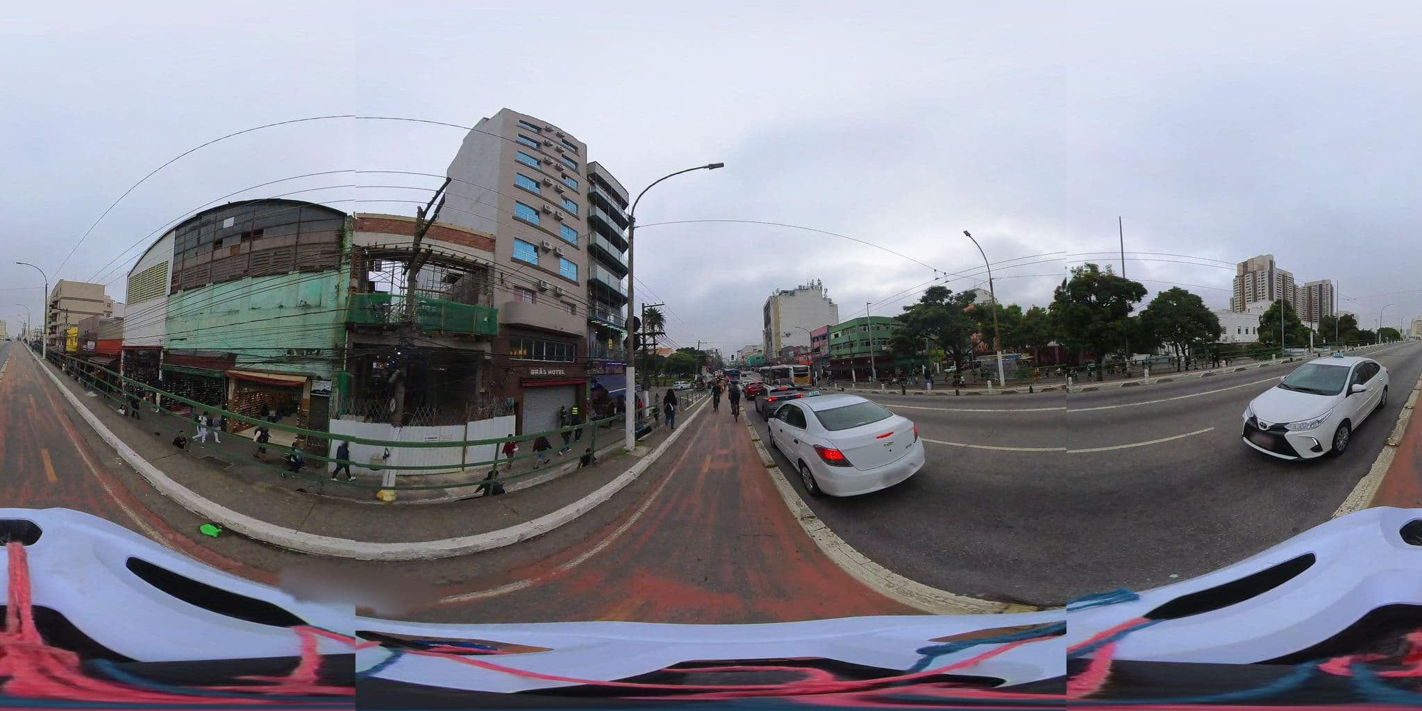 Street view near Brás Hotel, Brás — © gabinete_falzoni (CC BY-SA · Mapillary)
