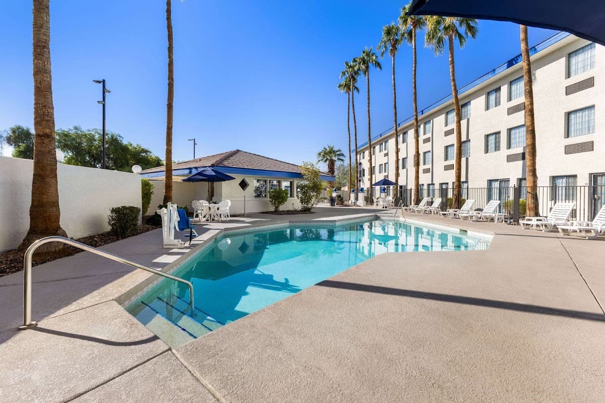 Days Inn & Suites by Wyndham Mesa Near Phoenix, Hotel in Mesa