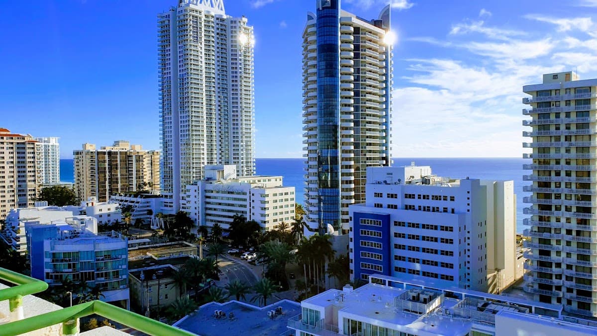 Casablanca on the Ocean West Tower, Hotel in Isle of Normandy