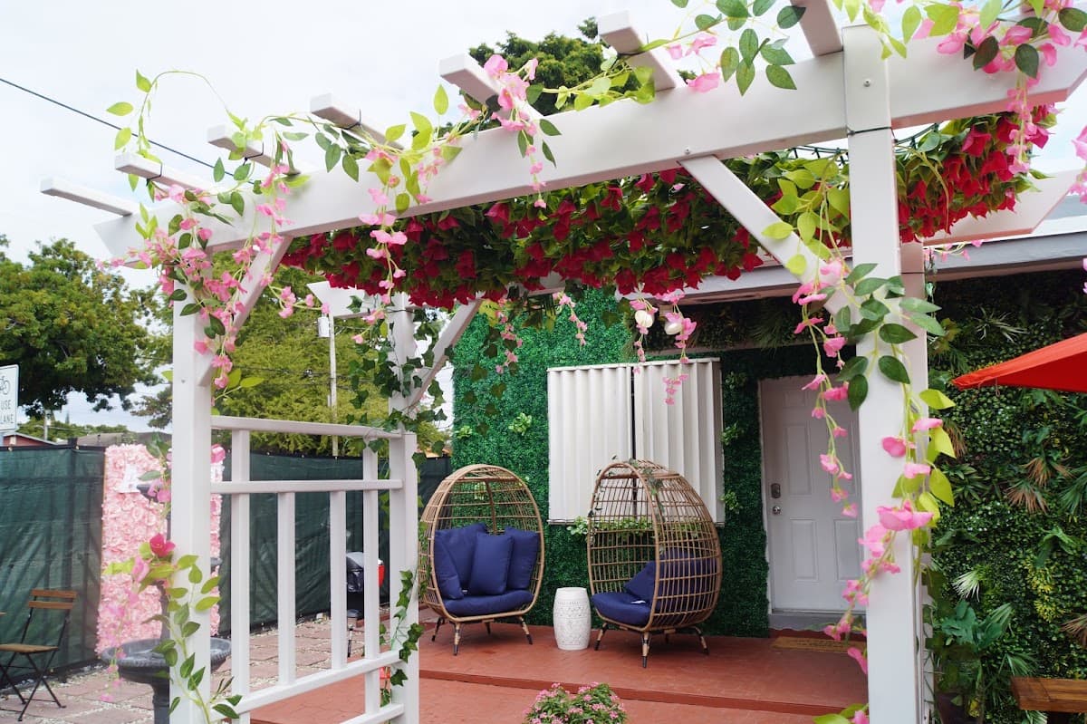 Art Gardens Hostel, Hostel in Allapattah