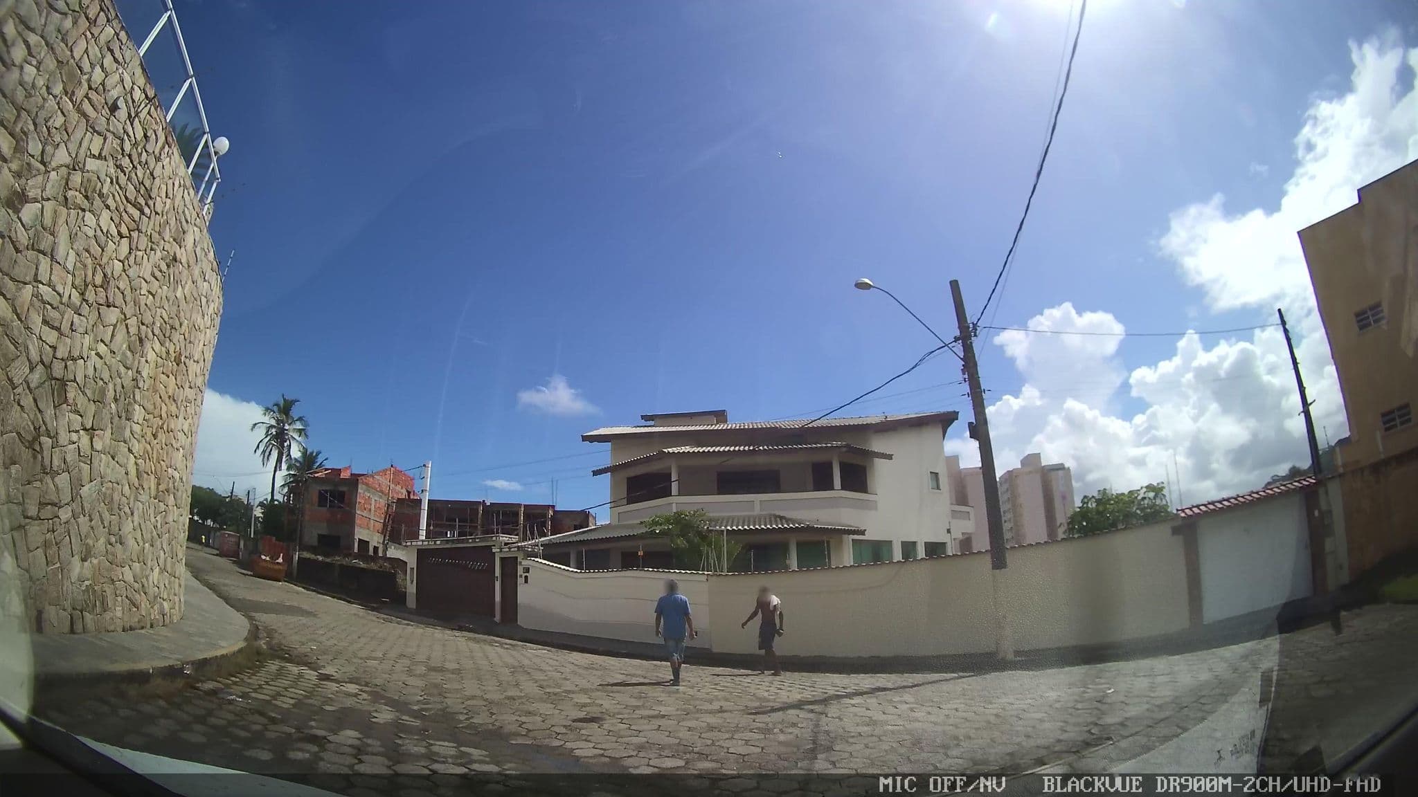 Street view near Hotel Miami, Itanhaém — © marciosampaio (CC BY-SA · Mapillary)
