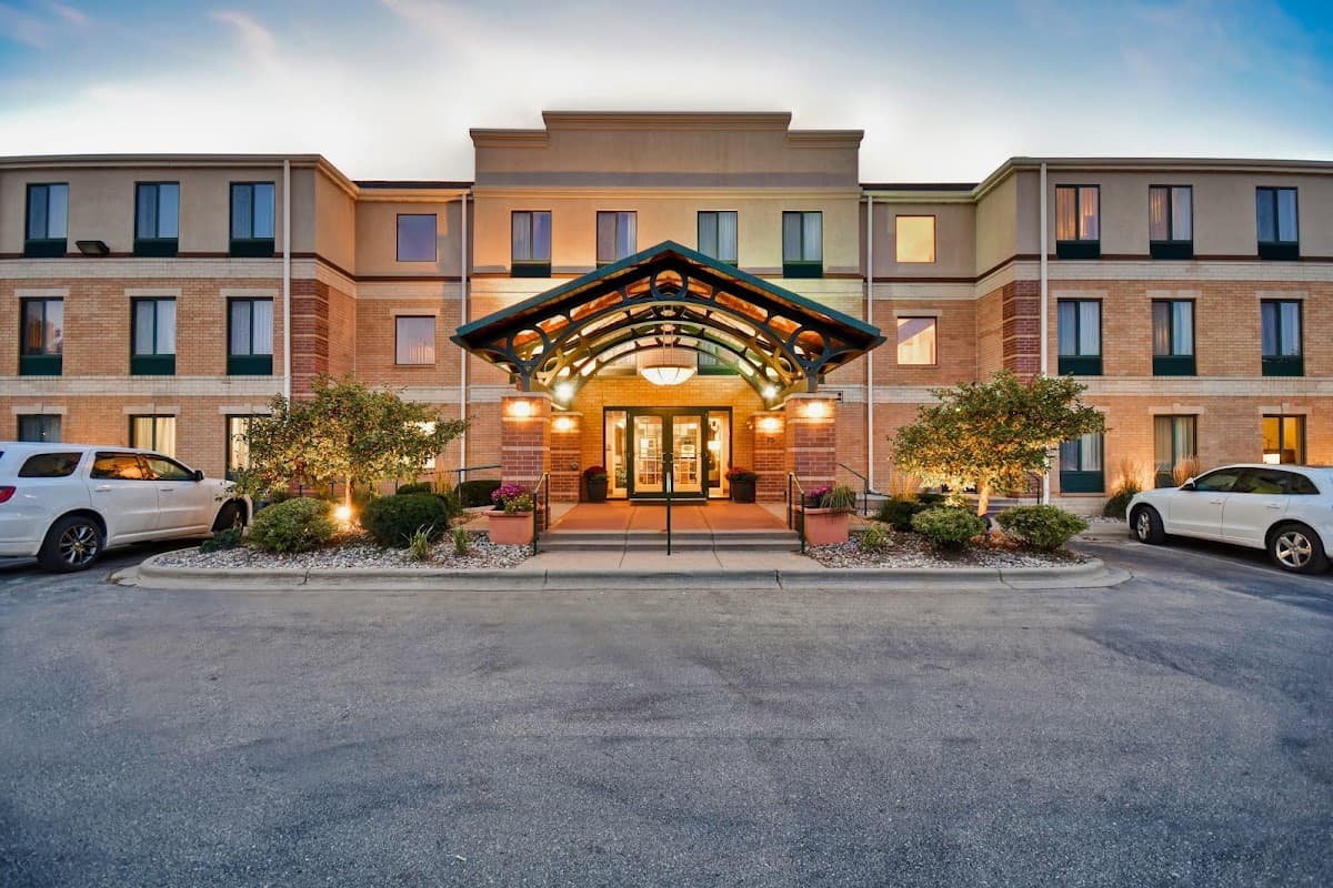 Staybridge Suites Middleton/Madison-West by IHG, Aparthotel in Middleton