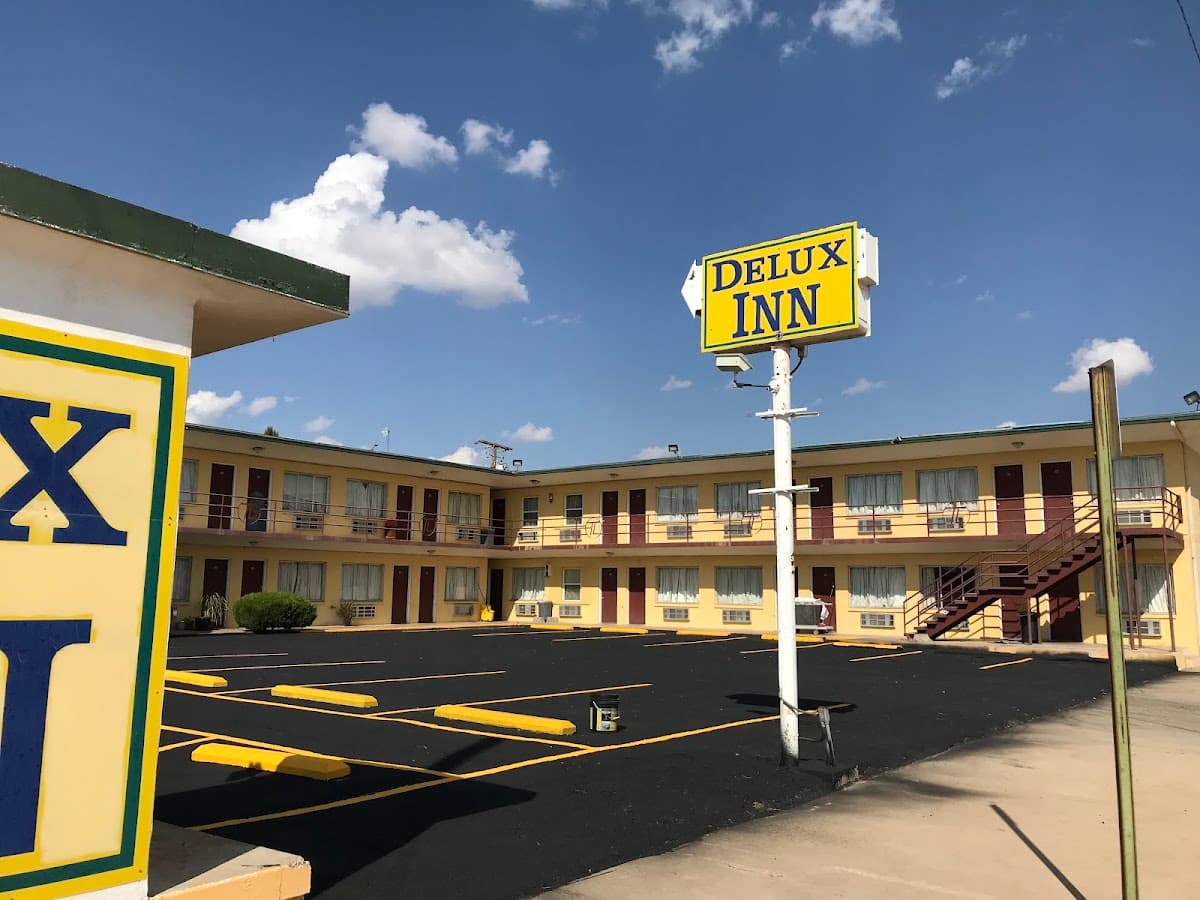 Delux Inn, Hotel in Midland