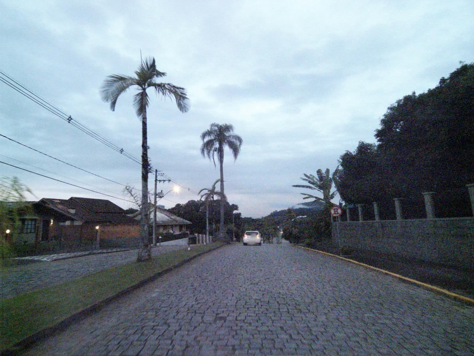 Street view near Pousada Harmonia Pomerana, Pomerode — © projevias (CC BY-SA · Mapillary)