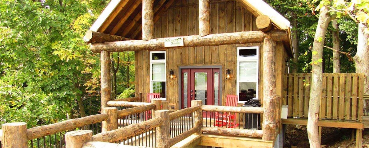 Amish Country Cabins, Hotel in Millersburg