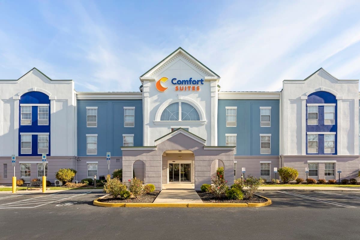Comfort Suites East Brunswick - South River, Hotel in South River