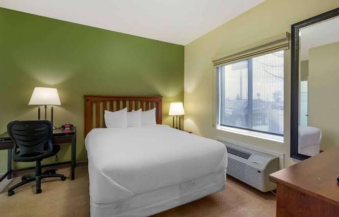 Extended Stay America Suites- Minot, Aparthotel in Minot