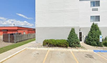 Surestay Plus Hotel by Best Western Minot, Hotel in Minot