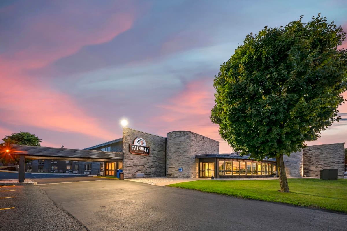 Fairway Inn and Suites, an Ascend Collection Hotel, Hotel in Mishicot