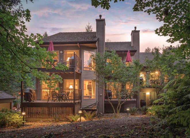 Whispering Woods Resort, Resort in Mount Hood Village