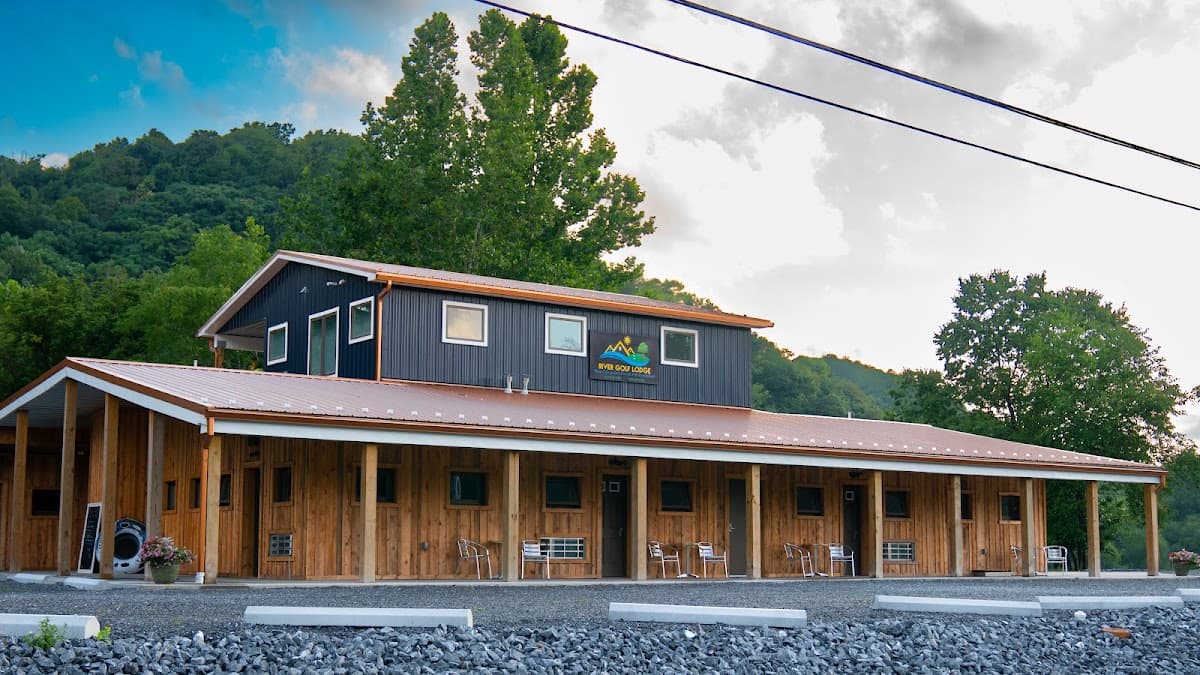 River Golf Lodge Resort, Motel in Mount Union