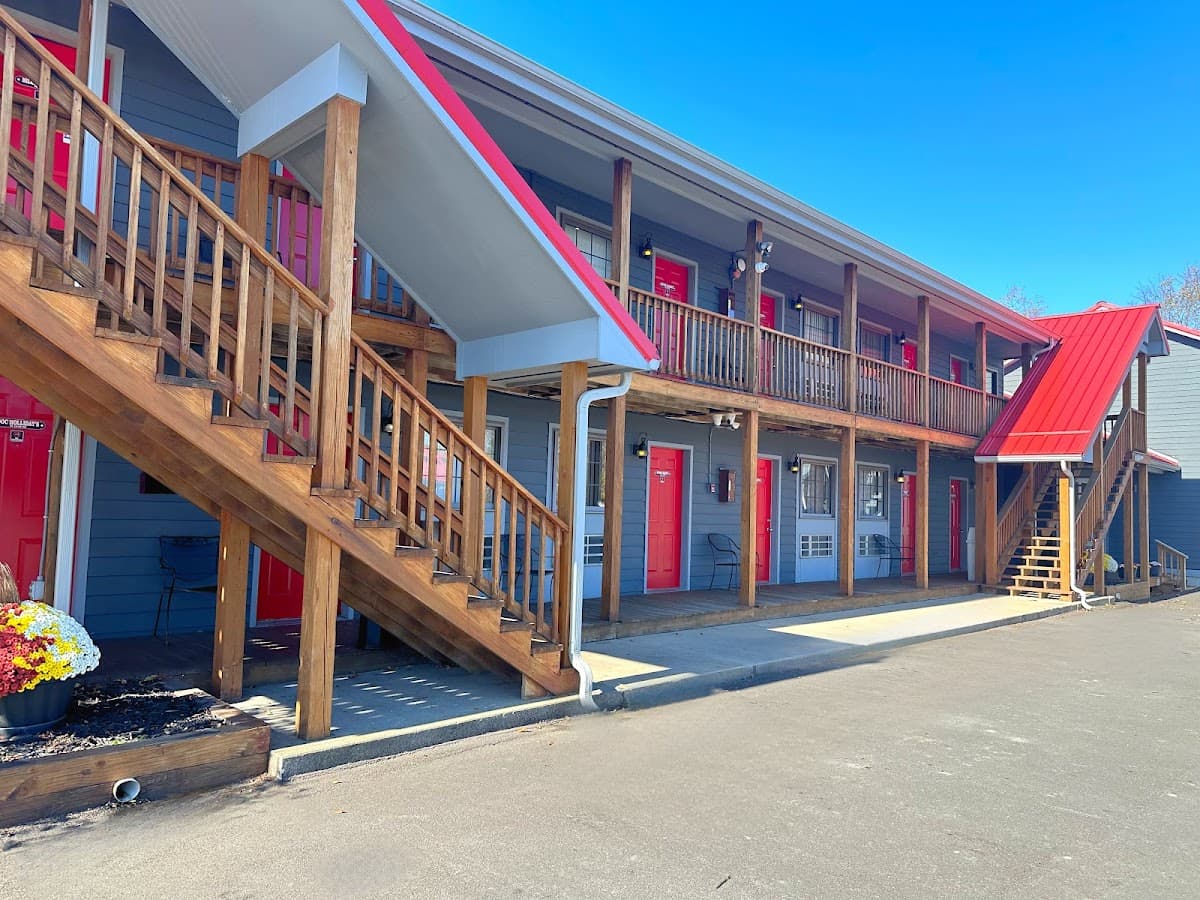 Riverside Suites, Motel in Mountain Lake Park