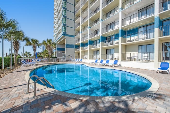 Carolinian Beach Resort in Myrtle Beach, Resort in Myrtle Beach