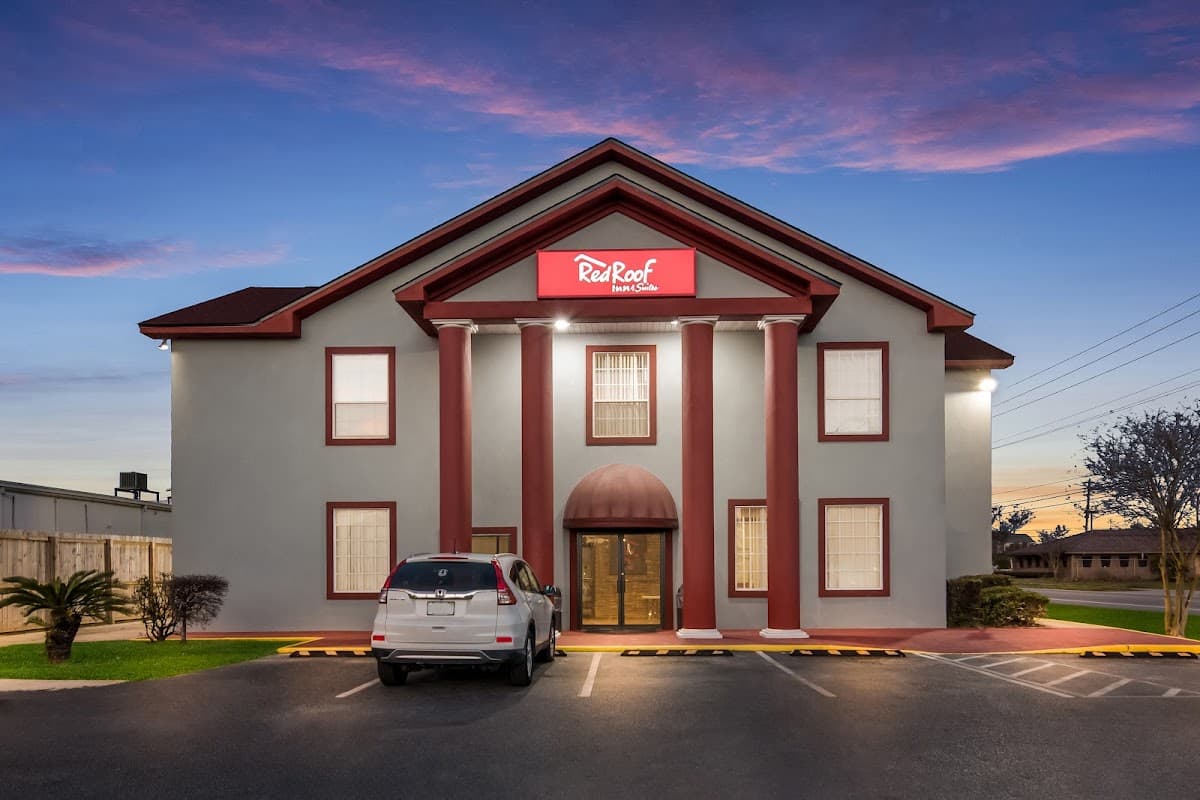 Red Roof Inn & Suites Pensacola - NAS Corry, Hotel in West Pensacola