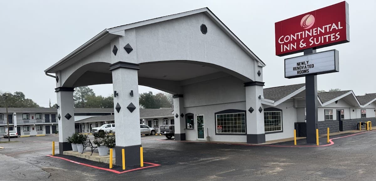 Continental Inn & Suites Nacogdoches TX /SFA University/Downtown, Hotel in Nacogdoches
