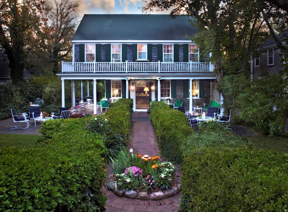The Barnacle Inn, Hotel in Nantucket