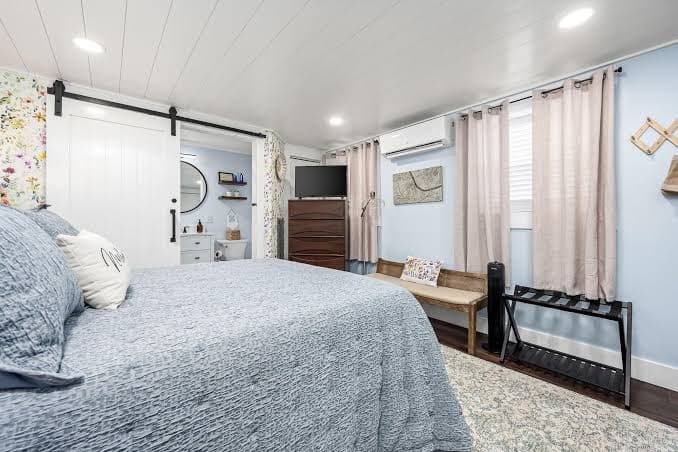 Cozy Guest House in Eclectic East Nashville - 4 guests / 3 beds / 2 bathrooms, Guesthouse in Nashville